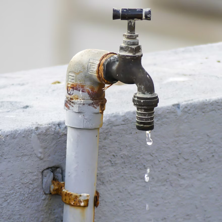 Cómo Detectar Fugas de Agua en Casa